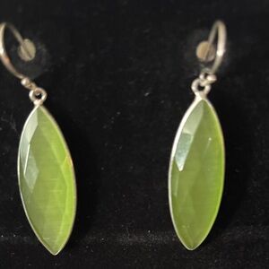 Elegant Green Drop Earrings